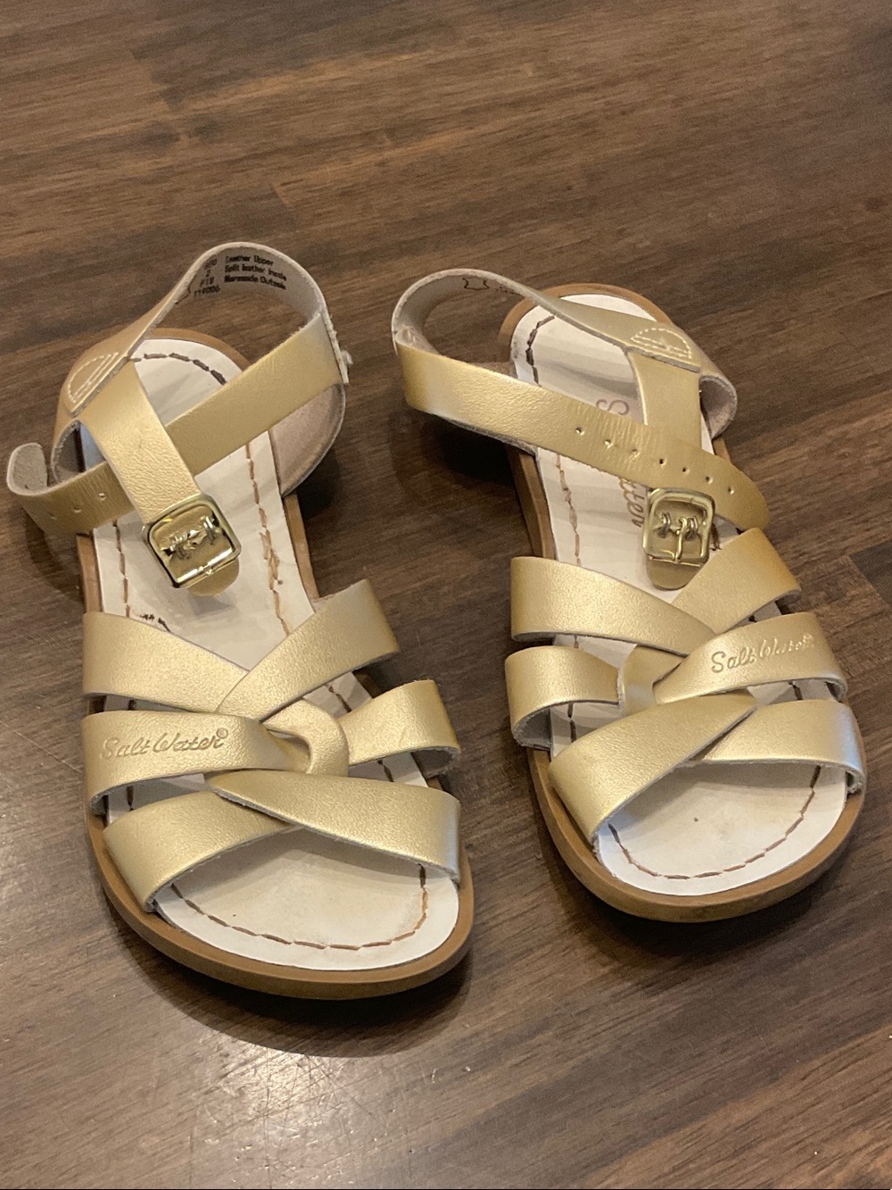 Girls gold Saltwater sandal size 2